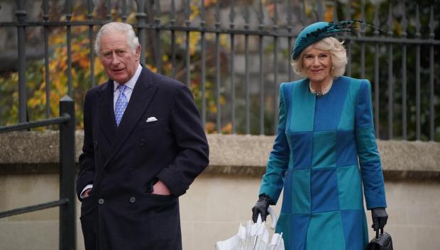 El príncipe Carlos y la duquesa de Cornualles, Camila Parker-Bowles, se casaron varios años después de la trágica muerte de Lady Di