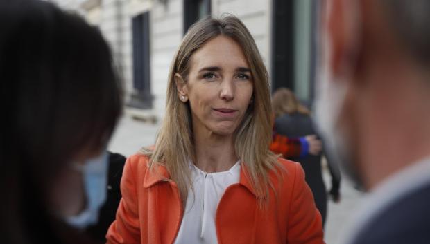 La diputada del Partido Popular, Cayetana Álvarez de Toledo tras la sesión de control al Gobierno, este miércoles, en el Congreso de los Diputados