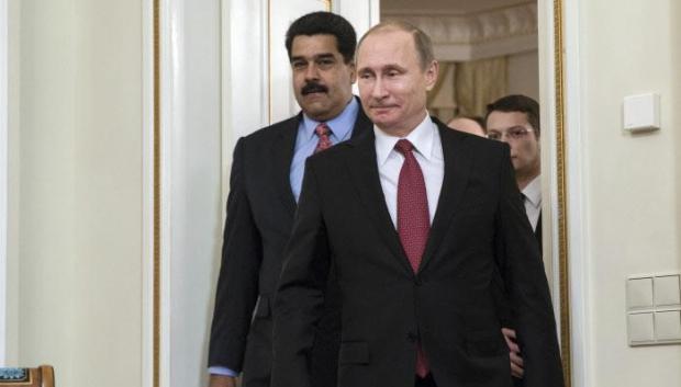Vladimir Putin, junto al presidente venezolano, Nicolás Maduro