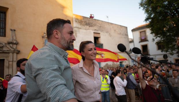 Santiago Abascal arropa a su candidata en un mitin en Córdoba el pasado 4 de junio