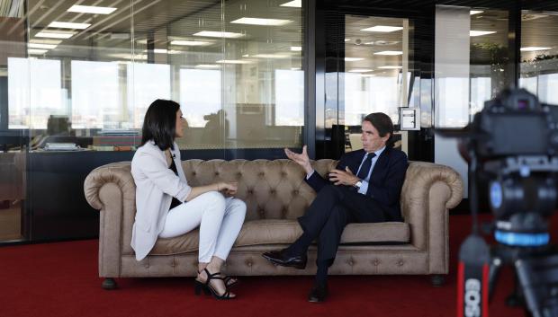 Otro momento de la entrevista de José María Aznar