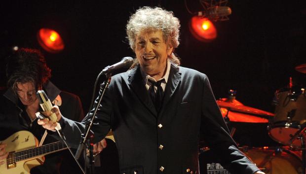 Bob Dylan durante un concierto en Los Ángeles en 2012