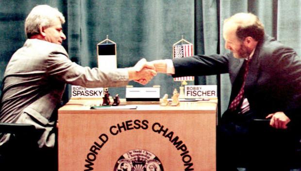 Fischer y Spassky, en la partida que disputaron en Montenegro en 1992