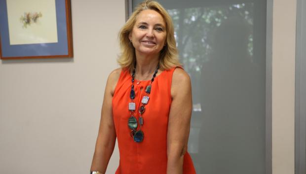 Beatriz Grande durante la entrevista en su despacho profesional