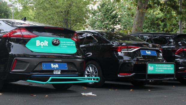 Los VTC de Bolt han tenido que poner extensiones en sus vehículos para cumplir la normativa