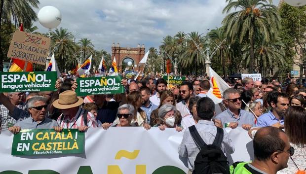Manifestación en Barcelona en defensa del castellano