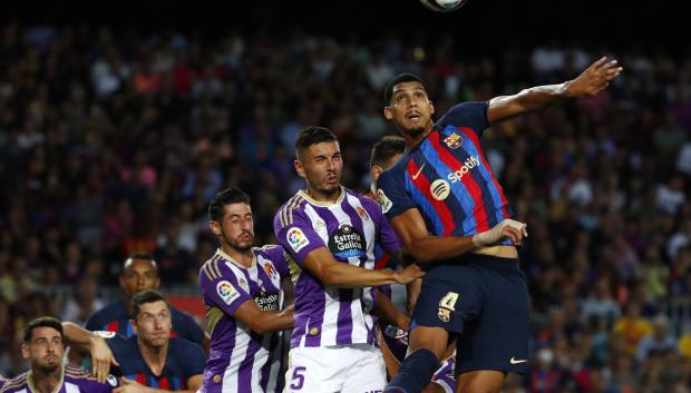 Ronald Araújo en el partido de Liga de hace unas semanas entre Barcelona y Valladolid