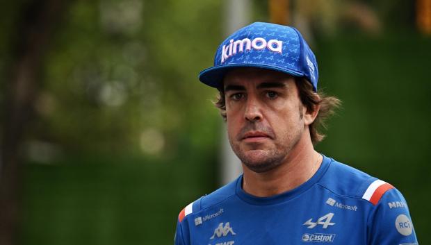 Fernando Alonso vive en Singapur una de las opciones de hacer podio esta temporada