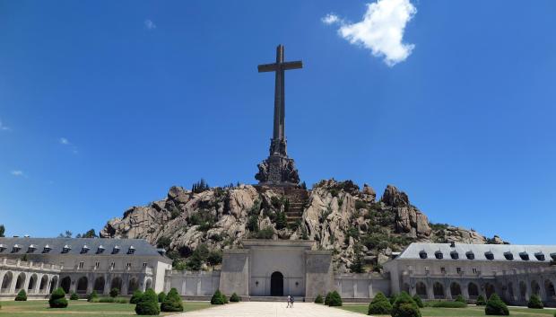 A 155 metres high and 44 metres wide concrete cross stands on the top of the Risco de la Nava behind the Benedictine abbey in the Valle de los Caidos (Valley of the Fallen). 
05 July 2018, Spain, El Escorial: