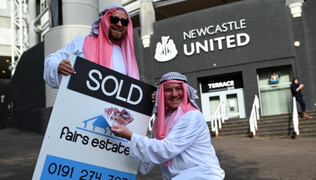 El Newcastle inglés, que está tercero en la Premier, es propiedad de Arabia Saudí