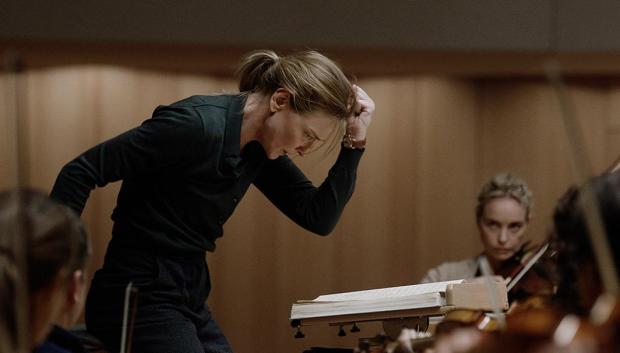 Cate Blanchett interpreta a la directora de orquesta Lydia Tár