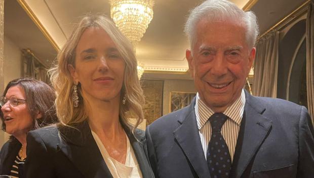 Cayetana Alvarez de Toledo y Mario Vargas Llosa