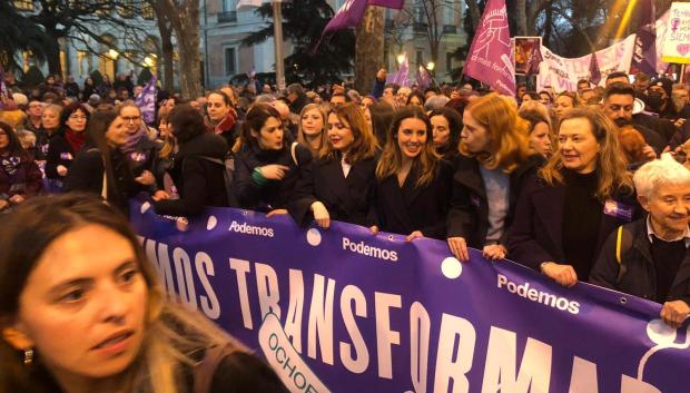 El entorno de Podemos y del Ministerio de Igualdad, en la manifestación feminista a favor de la ley trans