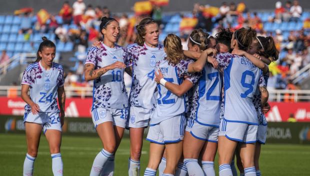 La celebración de un gol de la selección española femenina