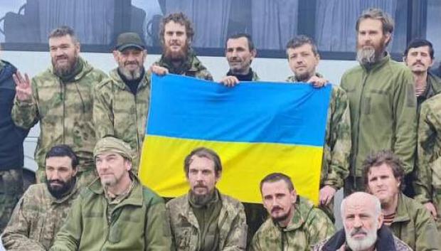 Un centenar de prisioneros ucranianos fue liberado por Rusia en ocasión de la Pascua ortodoxa