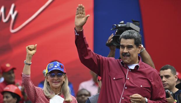 El presidente de Venezuela, Nicolás Maduro, y su esposa, Cilia Flores