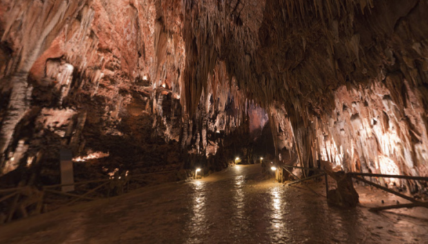 Sala Maravillas en la Cueva de Valporquero