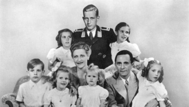 La familia Goebbels en 1942