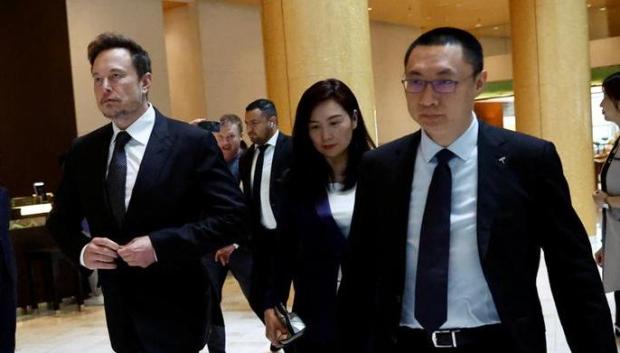 Musk durante su reciente visita a China