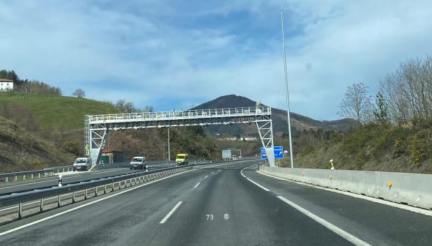 Un arco de peaje similar a los que se usarán, ya utilizados en el País Vasco