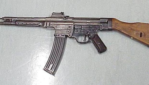 STG 44