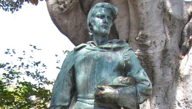 Estatua de Felipe De Neve en Olvera Street-Los Ángeles