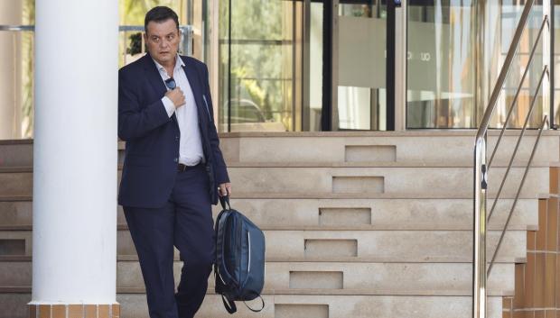 Víctor Francos, presidente de CSD, mediador en el conflicto de la selección femenina