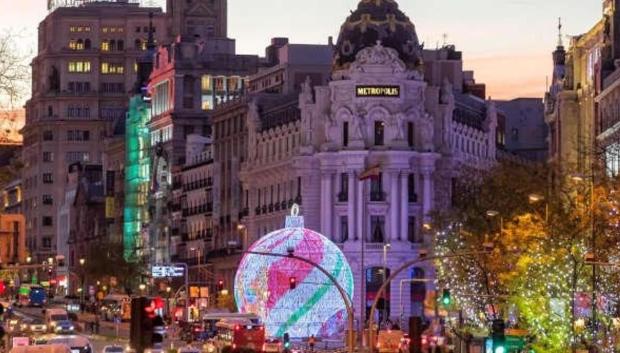 Gran Bola de Navidad en Madrid