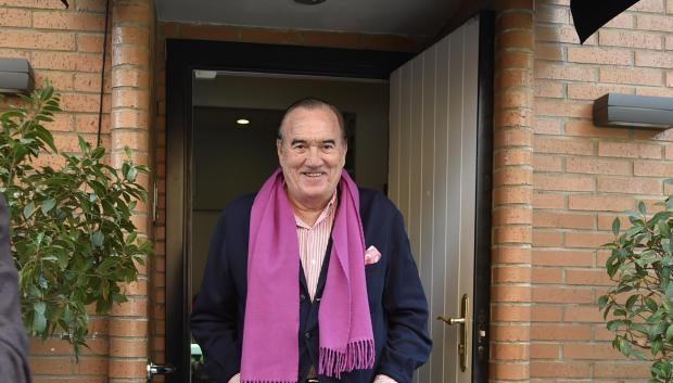 FERNANDO FERNANDEZ TAPIAS SALIENDO DE UN RESTAURANTE DE MADRID
15/04/2015
MADRID