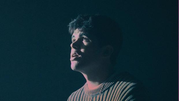Íñigo Quintero, en la imagen promocional de su nueva canción, 'Lo que queda de mí'