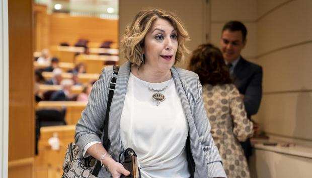 La senadora socialista Susana Díaz, a la salida de una sesión de control en el Senado