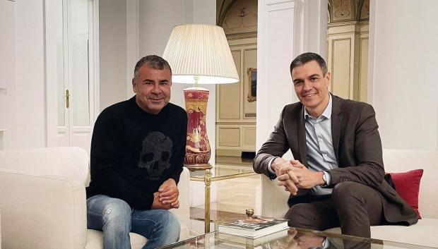 Jorge Javier Vázquez y Pedro Sánchez, este martes en La Moncloa