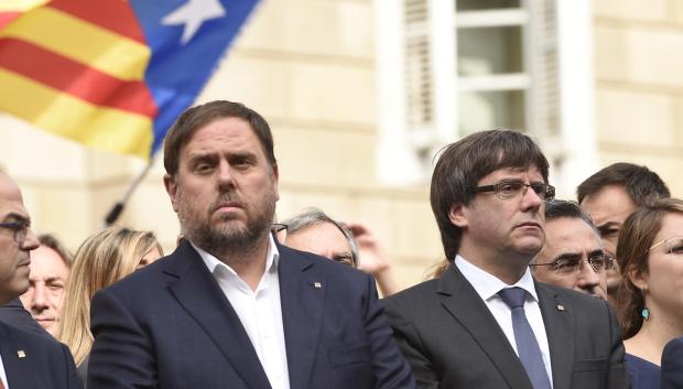 Carles Puigdemont y Oriol Junqueras en octubre de 2017