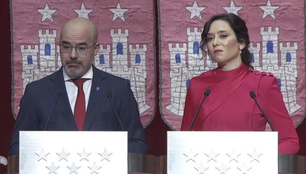 La presidenta de la Comunidad de Madrid, Isabel Díaz Ayuso, y el delegado del Gobierno, Francisco Martín