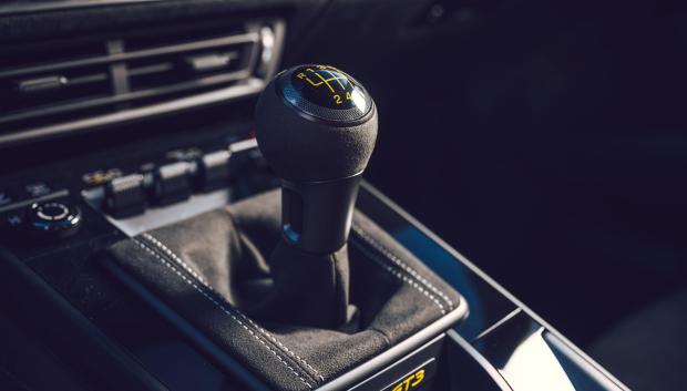 Las cajas de cambio manual son cada vez más difíciles de encontrar entre los coches nuevos