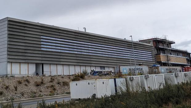 Edificios que forman parte de la nueva fábrica de Estrella Galicia en Arteixo (La Coruña)