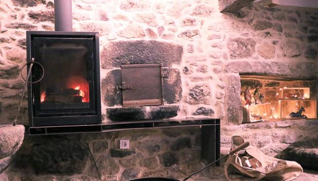 Tipica lareira, lugar en el que las familias gallegas comían