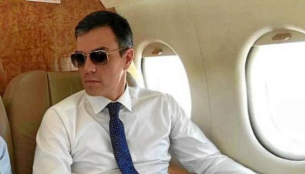 Pedro Sánchez bate récord a la hora de subirse al Falcon