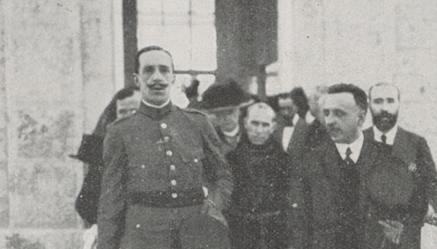 Alfonso XIII y Antonio Palacios en la inauguración del Hospital de Jornaleros, julio de 1916