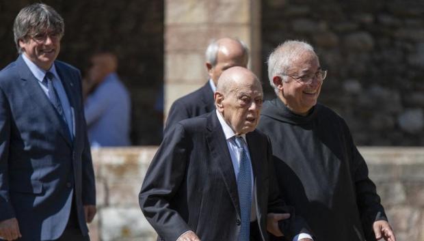 Jordi Pujol, en un acto de la Generalitat en Francia junto a Carles Puigdemont