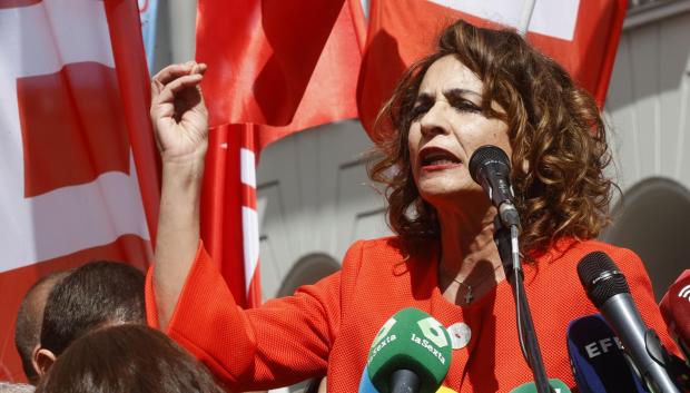La vicepresidenta primera y ministra de Hacienda, María Jesús Montero