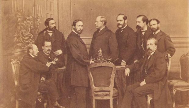 Sagasta de pie en la esquina izquierda, con el Gobierno provisional de 1869
