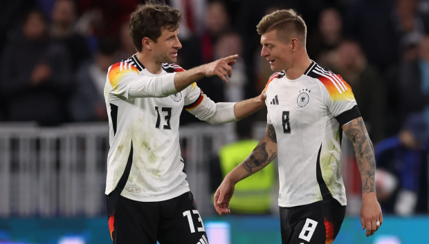 Kroos y Müller en un partido reciente de Alemania