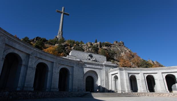 Entrada de acceso a la basílica del Valle de los Caídos