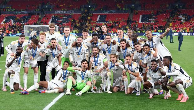 La plantilla del Real Madrid celebra la Decimoquinta en Wembley