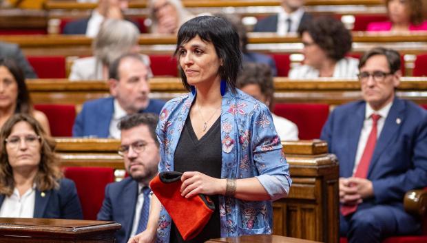 La cabeza de lista de Aliança Catalana, Silvia Orriols, durante el pleno.