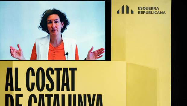 La secretaria general de ERC, Marta Rovira, participa por videoconferencia en un acto de campaña electoral este abril de 2024
