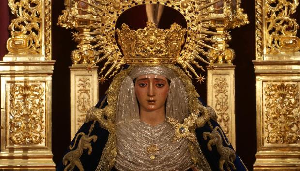 Imagen sevillana de la Virgen de Montserrat