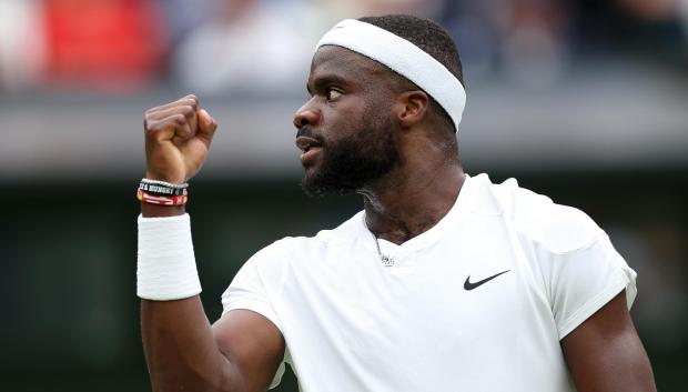 Frances Tiafoe se llevó el primer set