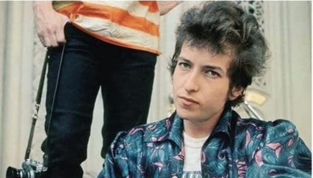 Cubierta de Highway 61 Revisited de Bob Dylan